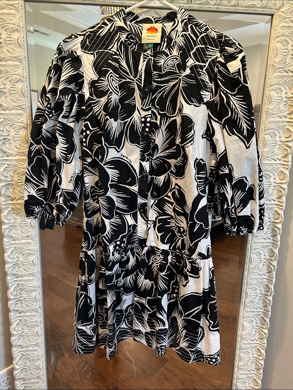 FARM Rio Black & White Floral Tiered Button Dress